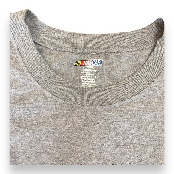 NASCAR Dale Earnhardt Jr. Lightweight Short Sleeve Tank Top Muscle Shirt - Picture 3 of 6